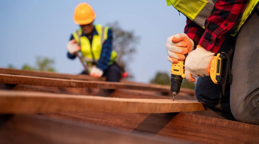 Expert Emergency Roof Repairs services in Mullin, TX